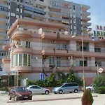 酒店 克里斯塔尔酒店 Durrës