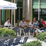 克里斯塔尔酒店 Durrës