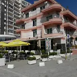 克里斯塔尔酒店 酒店 Durrës