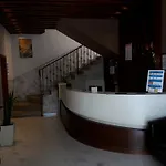 克里斯塔尔酒店