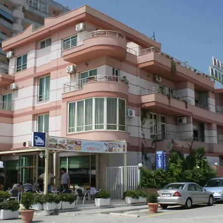 Kristal Hotel 3*