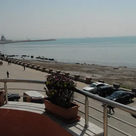 Kristal Hotel 3*