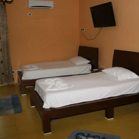 فندق Kristal دراس