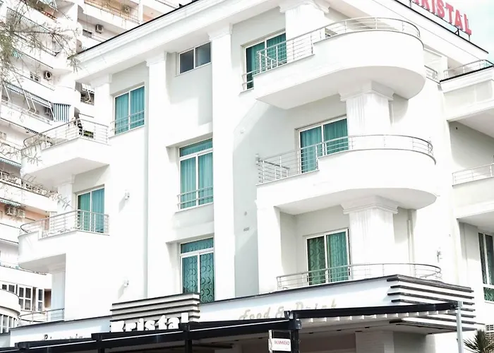 克里斯塔尔酒店 Durrës