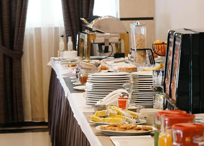 克里斯塔尔酒店 酒店 Durrës