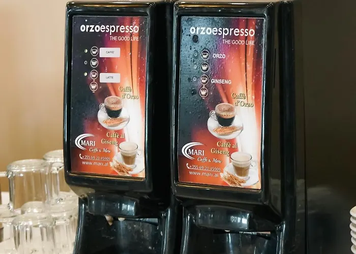 克里斯塔尔酒店 Durrës