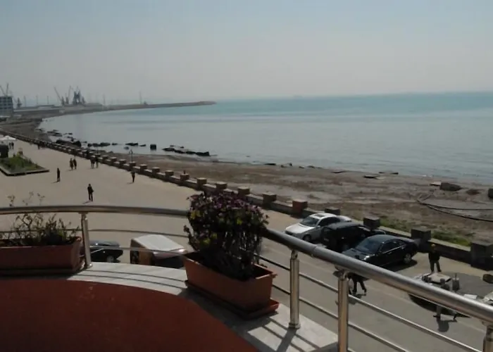酒店 克里斯塔尔酒店 Durrës