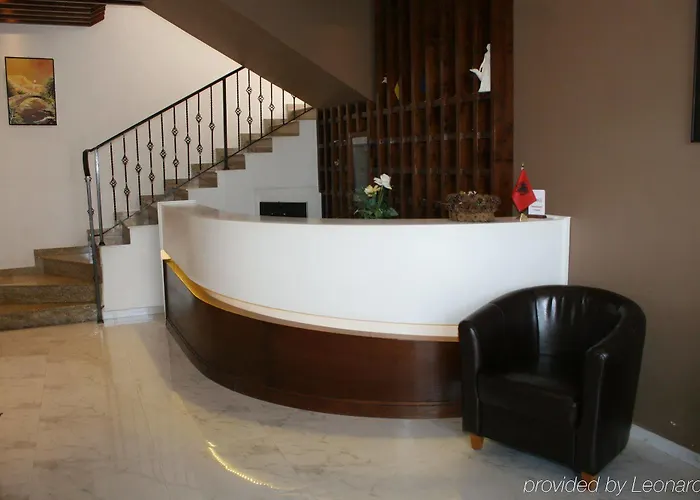 克里斯塔尔酒店 酒店