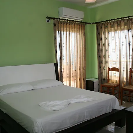 Kristal Szálloda 3*