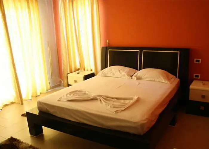 Kristal מלון דורס